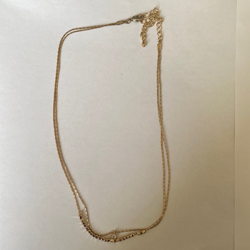 Gold short necklace